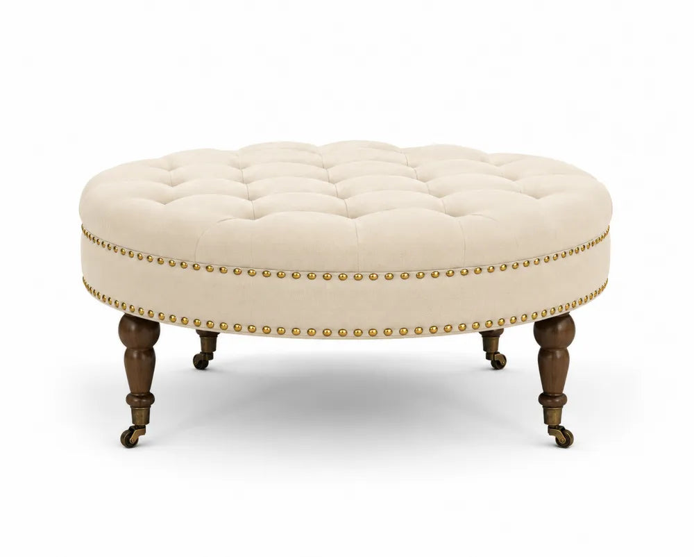 Runder Polsterhocker mit Holzbeinen und Rollen, Beige
